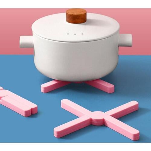 Kitchen Folding Insulated Mat Heat Resistant Cushion Pad Trivet Pan Placemat Kitchen Heat Insulation Pad Holder Non-slip Coaster