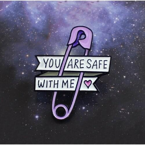 New You Are Safe With Me Safety Pin Brooches Hard Enamel Lapel Pins Backpack Jackets Bag Accessories For Men Women Jewelery