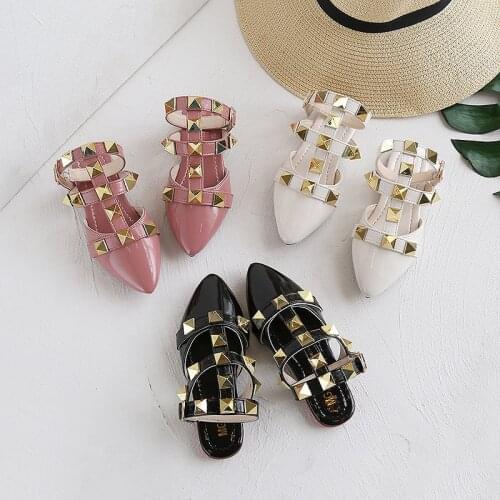 Baotou Sandals 2021 Summer New Pointed Toe with Rivets Girls Princess Sandals Kids Single Shoes Flat Fashion Childrens Shoes