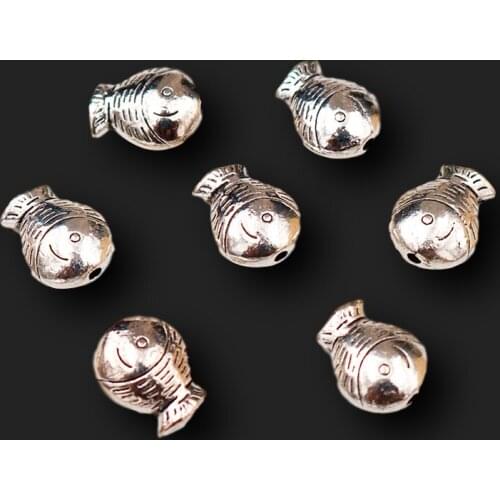 10pcs Silver Plated 3D Ferocious Piranha 2mm Alloy Beads Necklace Bracelet Pendant DIY Charms For Jewelry Craft Making B566