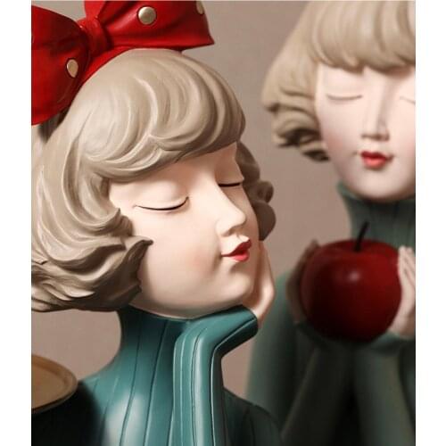 Sculpture Ornaments Moden Gorgeous Girl Resin Art Statue Gift Fairy Accessori Fashion Home Decoration Tabletop figurines Crafts