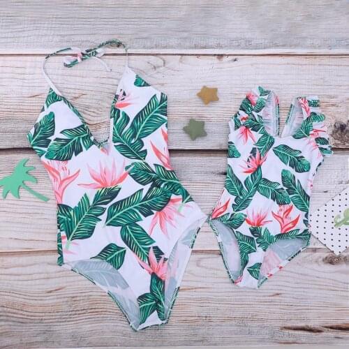 2019 New Baby Girls Swimsuit Mum and Me One Piece Beachwear Parent-child Swimwear Flounce Halter Monokini