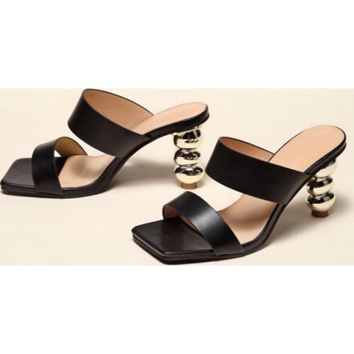 Women Metal String Bead Slippers Summer Female Fashion Sexy Party Wedding Slides Ladies Outside Comfort Shoes Plus Size