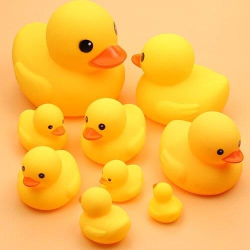 1pcs Duck Rubber Carry Duck Baby Shower Water BB Bathing Toys for Baby Kids Children Birthday Gift Classic Toy Boys Girls