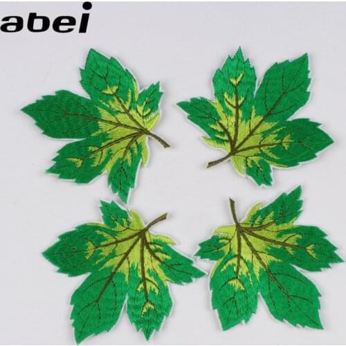 5pcs/lot Embroidered Maple Patch Iron On Sew On Leave Stickers for Apparel Hats Crafts Decoration DIY Appliques Badge Wholesale