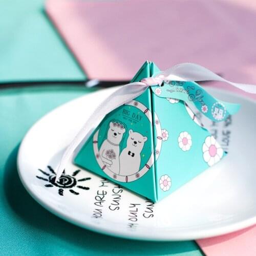 New Triangular Pyramid Gift Box Candy Box Packaging Chocolate Boxes for Birthday Decoration Wedding Favors Party Supplies