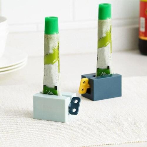 1 Pcs Plastic Squeezer Toothpaste Tube Easy Dispenser Rolling Holder Home Bathroom Accessories Supply Tooth Cleaning 4 Color