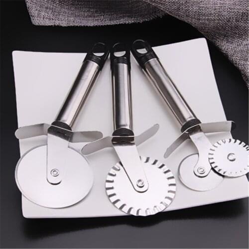 1PCS Stainless Steel Pizza Cutter Double Roller Pizza Knife Cutter Pastry Pasta Dough Crimper Kitchen Pizza Tools