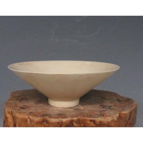 1.5" China old antique Porcelain xianghu kiln Milk white glaze tea bowl