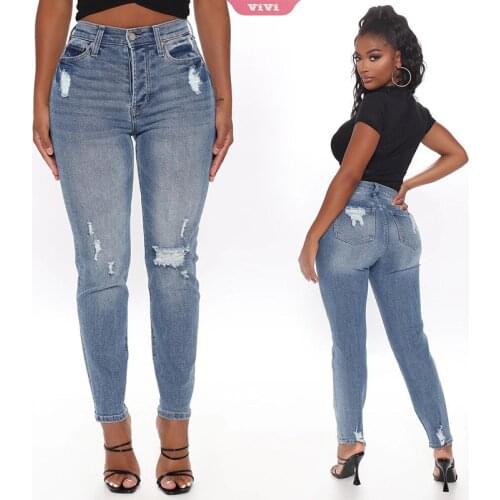 2021 Ladies New Style Ripped Feet Street Style Zipper Jeans Hips Stretch Denim Shorts Fashion Pants