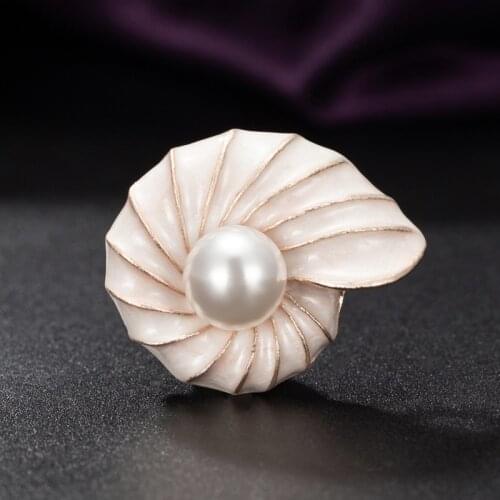 Zlxgirl jewelry Fashion Japanese and Korean drip oil paint conch shape brooch clothing accessories imitation pearl scarf pins