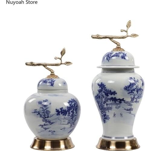 Classical Blue and White Porcelain Ginger Jar Vase Ornaments with Copper Branches Ceramic Lid Dried Flower Vase Home Decoration