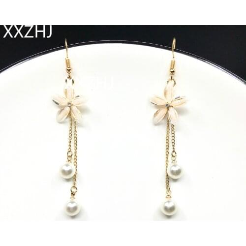 Gift Wholesale Earrings Cheap Marketing Punk Fashion New Earrings Lady Wild Chain Flower Pearl Crystal Ladies Earrings Flowers