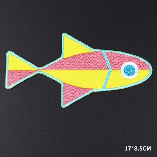 Color fish Embroidery patches Jeans jacket T-shirt cartoon badge students knapsack Decorative patch DIY Stickers Yellow