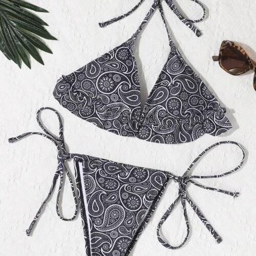 2021 New Fashion Ladies Printed Swimsuit Sexy Black Cashew Flower Triangle Lace Split Swimsuit Swimsuit Bikini