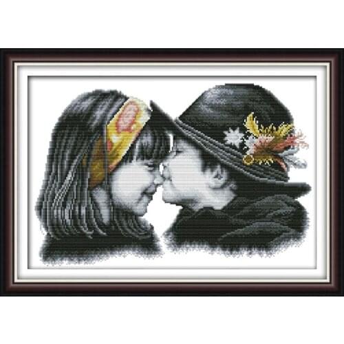 Lovely Lovers Patterns!Embroidery Cross Sets Of Printed Pattern Cross Stitch The Cross Embroidery DIY Needlework Printed DMC