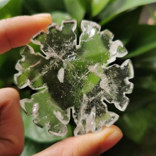 60mm Drop Shipping Natural Quartz Crystal Stones And Minerals Carved Handicrafts Snow Flake For Reiki Energy Gifts Home Decor