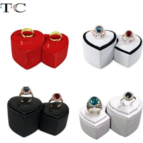 Creative1 Pair Heart Sharped Ring Display Lovers' Ring Exhibition Holder Stand Jewelry Display Velvet PU Leather Show Stand
