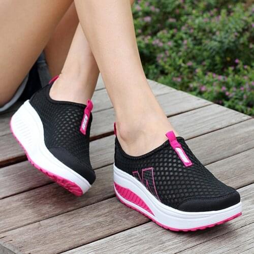 Women Casual Sneakers Comfortable Sport Fashion Height Increasing Shoes for Woman 2021 Breathable Air Mesh Swing Wedges Sneakers