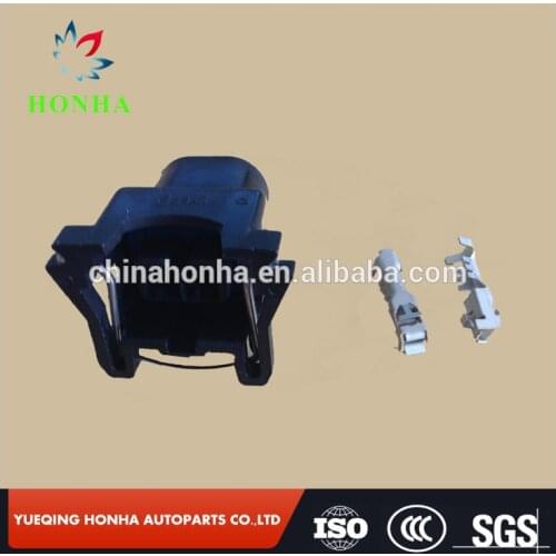 DJ70218-3.5-21 EV1 2 Pin Female Plug Clip Quick Disconnect Fuel Camaro Trans Injector connector