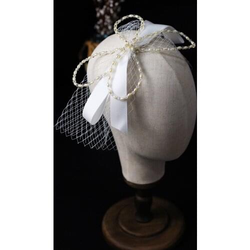 Elegant Blusher Bridal Veil Breathable Mesh Organza Lace Appliqued Handmade Pearl String Headdress for Wedding Travel Photo V694