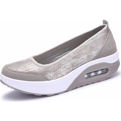 2021Best Selling Casual Sports Shoes Women Flats Loafers Shallow Trainers Moccasins Slip-on Platform Ballet Sneakers Ladies