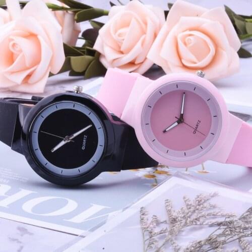Womens Simple Girls Students Quartz Analog Jelly Wrist Watch Silicone Band Round Dial Fashionable Ladies Quartz Watch