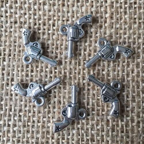 30 Pcs/lot 22x14mm Small Pistol Gun Charms for Jewelry Making Pendant Silver Color DIY Necklaces Earrings Bracelets A131
