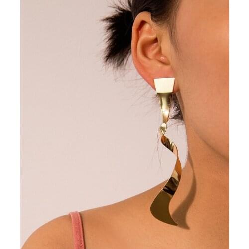 Abayabay European Girls Earring Womens Drop Stud Earrings Spiral Light Yellow Gold Color Cute Lovers Classic Jewelry Oorbellen