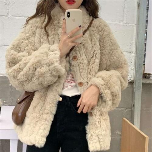 Winter Faux Fur Coat Jacket Women Thick Warm Short Loose Lamb Wool Coat Ladies Fashion Plush Coat Faux Rabbit Fur Overcoat 2021