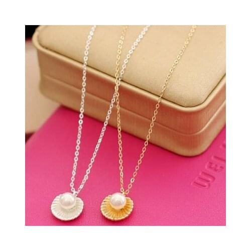 Korean Fashion Jewelry Bohemian Necklace Simple Temperament Pearl Shell Shape Pendant Necklace Womens Elegant Necklace
