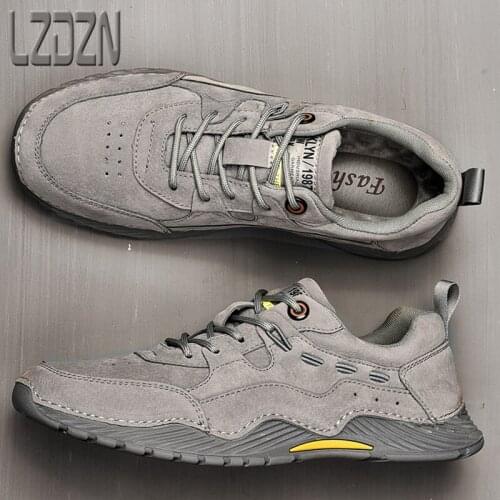 Mens Leather Shoes Peas All-Match Retro Handmade Soft Bottom British Style Travel Trend European Station Board Shoes Sports