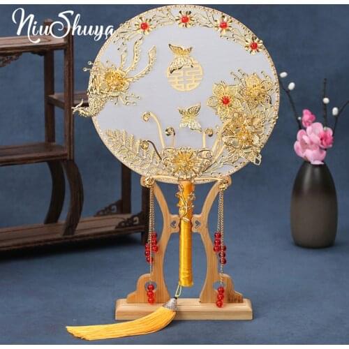 NiuShuya New Bridal Fan Chinese Vintage Handmade Silk Round Fan Holding Flower Ancient Gold Fan Wedding Accessories