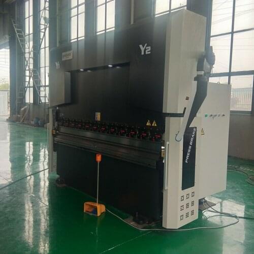 WE67K-130T/3200 DA66T CNC press brake machine price cnc flat bar bending machine