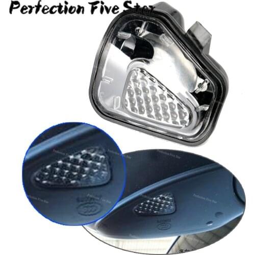 Front Marker Turn Signal Light Lamp Lens Housing For VW Jetta Passat B7 CC EOS Scirocco 3C8945291 3C8945292