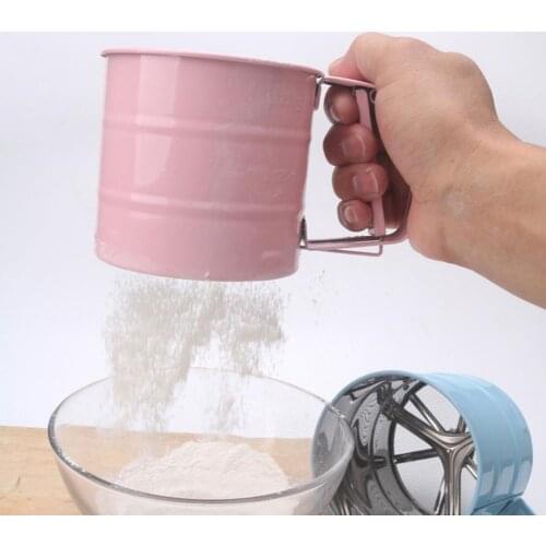 Blue Grip-style Compact Home Pastry Tools Flour Shaker Handheld Semi-automatic Stainless Steel Cup Powder Flour Sieve For Home