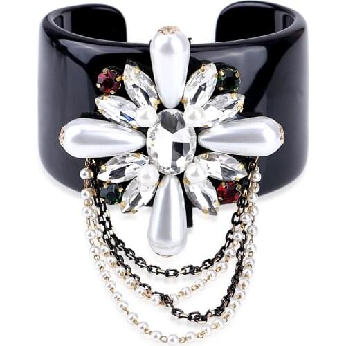 HAHA&TOTO Trendy Black Resin Bangle Cuff Bracelet Inlaid Handmade Crystal Beaded Flower Statement Bracelet Women Jewelry 3308