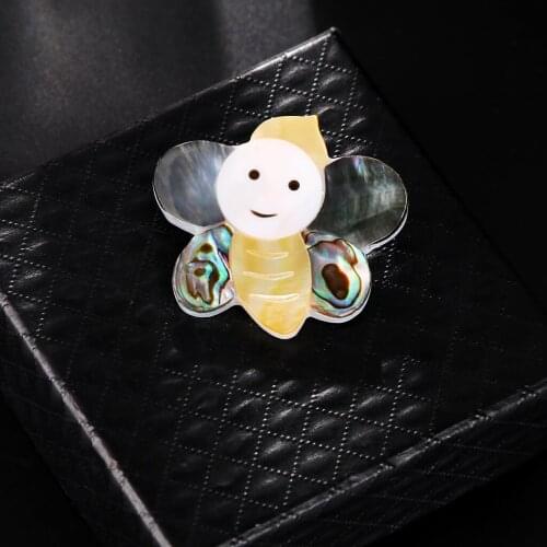 Simple Style Cute Bee Shell Brooches for Women Enamel Brooch Pins Jewelry Accessories
