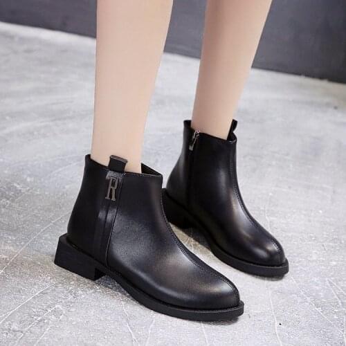Autumn 2021 new fashion British short tube pointed fashion boots women Korean fashion womens leisure boots