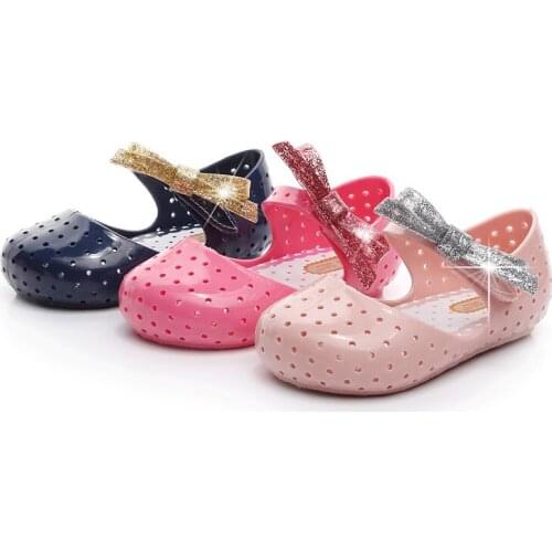 2020 summer new flashing powder bow bow head hole boys and girls jelly sandals
