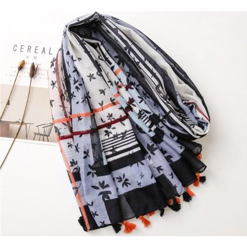 2021 Fashion Leaf Pattern Cotton Scarf Tassel 10pcs/lot