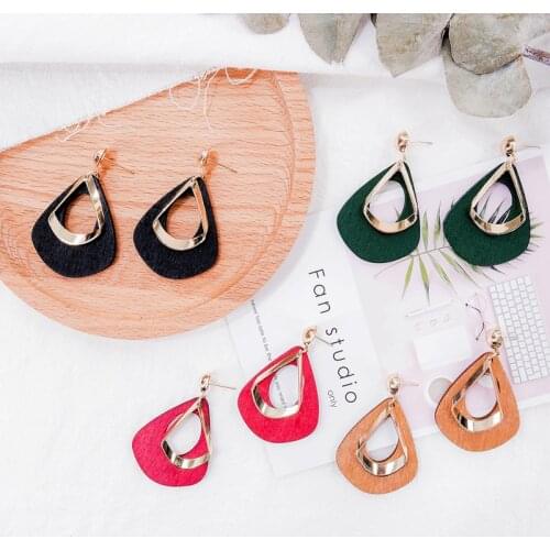 New Korean Fashion Geometric Long Asymmetry Earring Rhinestone Circle Ear Stud New Acrylic Big Earrings Bijoux Brincos Gift 2018