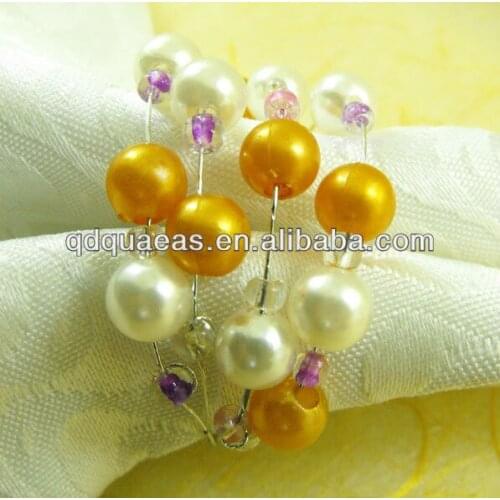 Pearl beades cheap napkin ring