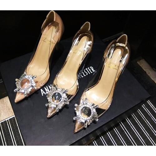 OnlyJing Pumps