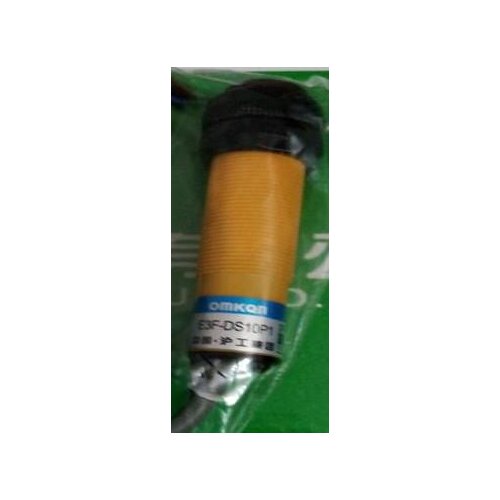 Free Shipping 2pcs/LOT NEW Switch E3F-DS30C4 diffuse reflection DC three wire NPN often open 30cm