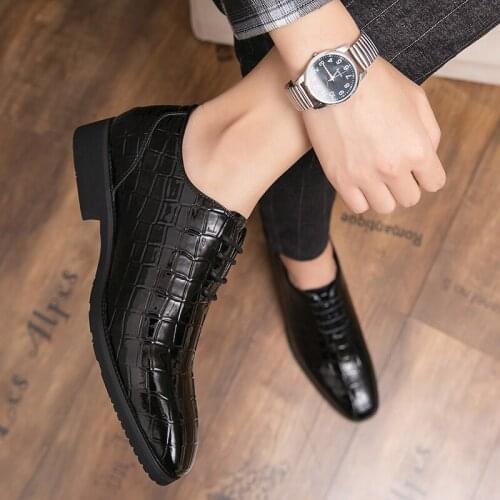 Mens Moccasins Leather Shoes Summer Men Gentle Lether Mens Oxford Shoe Fashion Luxury Italian Patent For Formal Piergitar