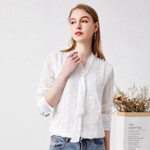 蒙跃 Lace Blouses