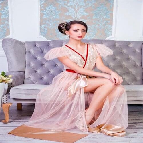 Hot Sale Pink Bride Sleepwear Robes With Belt Sexy V Neck Long Sleeve Custom Made Ruffles Satin Tulle Lace Women Pajamas