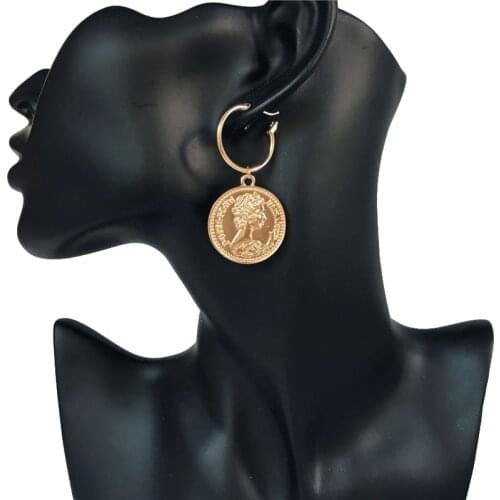 HF JEL Dangle Earrings