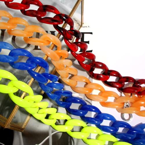 JUST FEEL New Punk Hip Hop Trendy Chain Simple Acrylic Keychain Long Wide Flat Keychain Women Jeans Clothing Accessories Gift